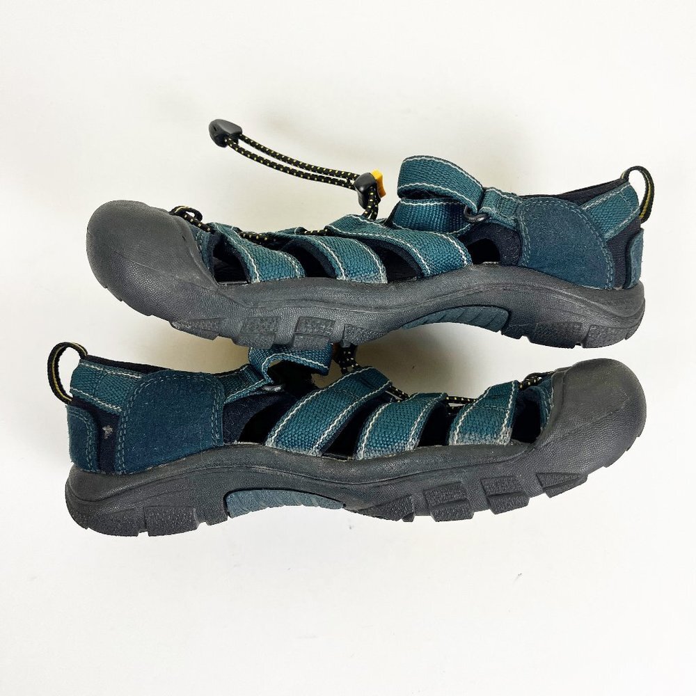 2/$30 Keen Newport Sandals 6